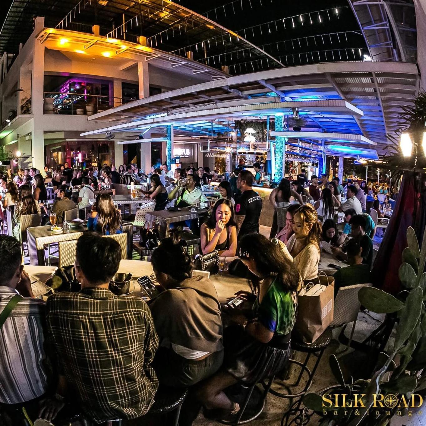 88Th Avenue Aparthotel Cebu Exteriör bild