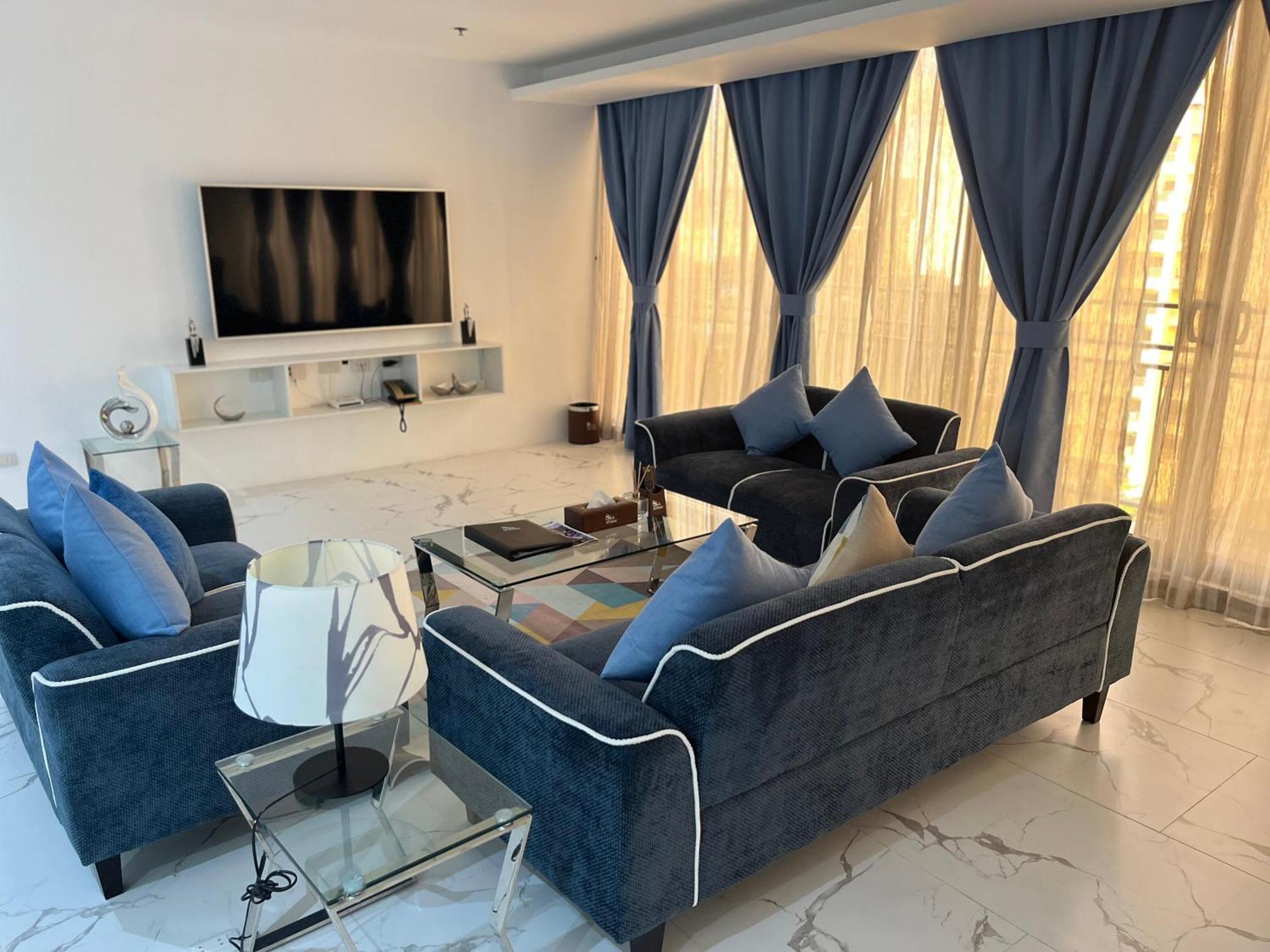 88Th Avenue Aparthotel Cebu Exteriör bild